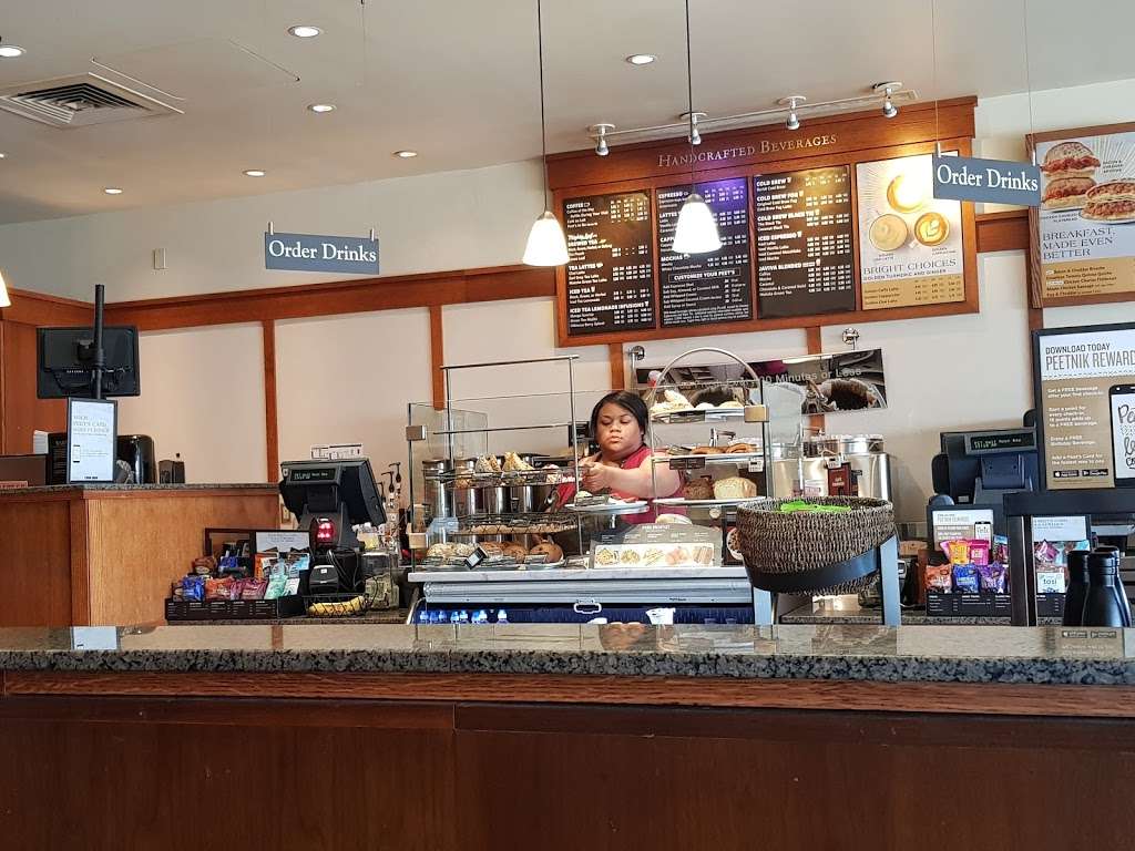 Peets Coffee | 142 San Mateo Rd, Half Moon Bay, CA 94019, USA | Phone: (650) 726-1261