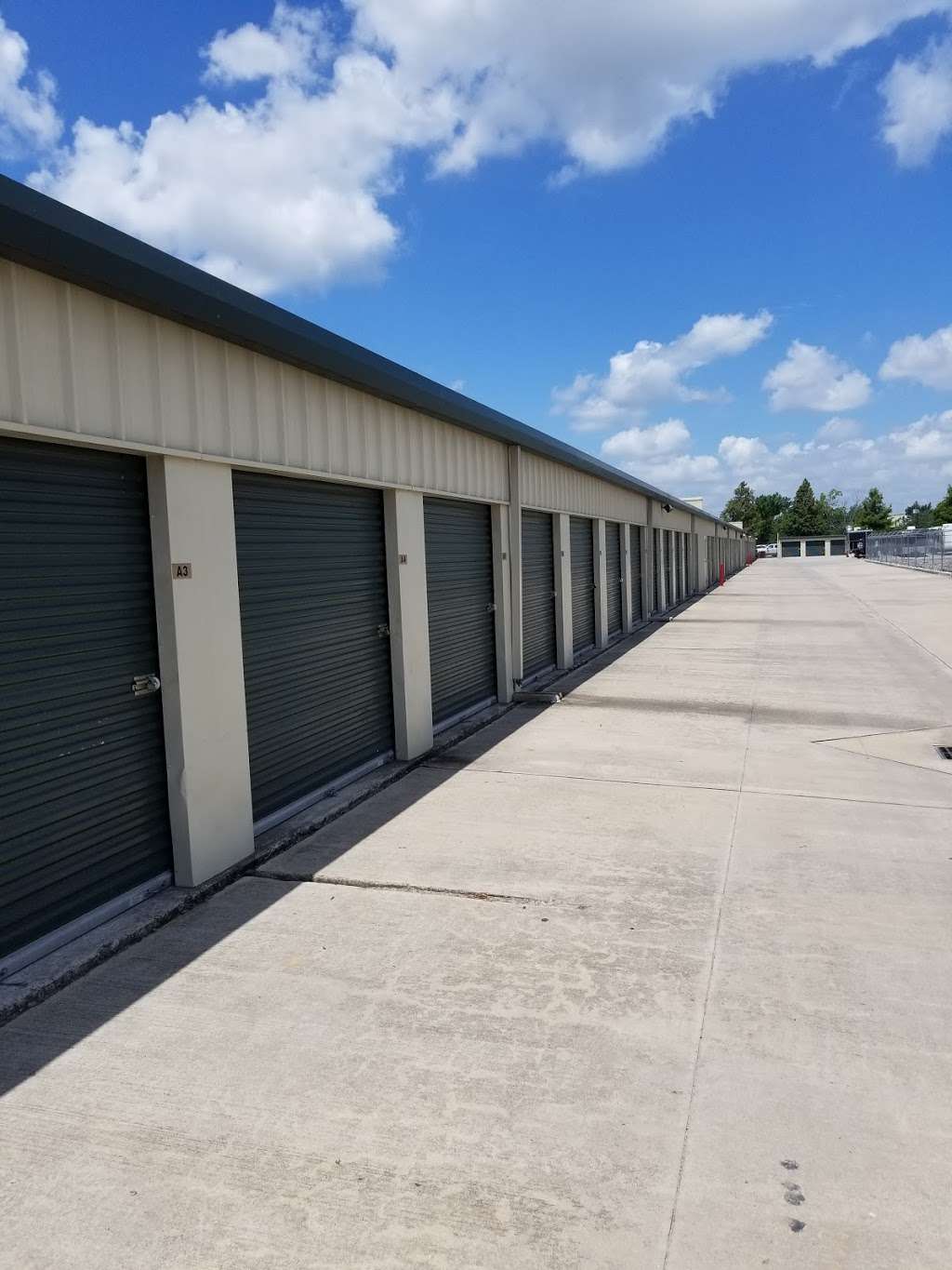 Almeda School Road Self Storage | 13504 Almeda School Rd, Houston, TX 77047, USA | Phone: (713) 434-2331