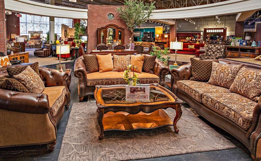 Jeromes Furniture Corona | 3615 Grand Oaks Suite C-1, Corona, CA 92881, USA | Phone: (858) 924-1877