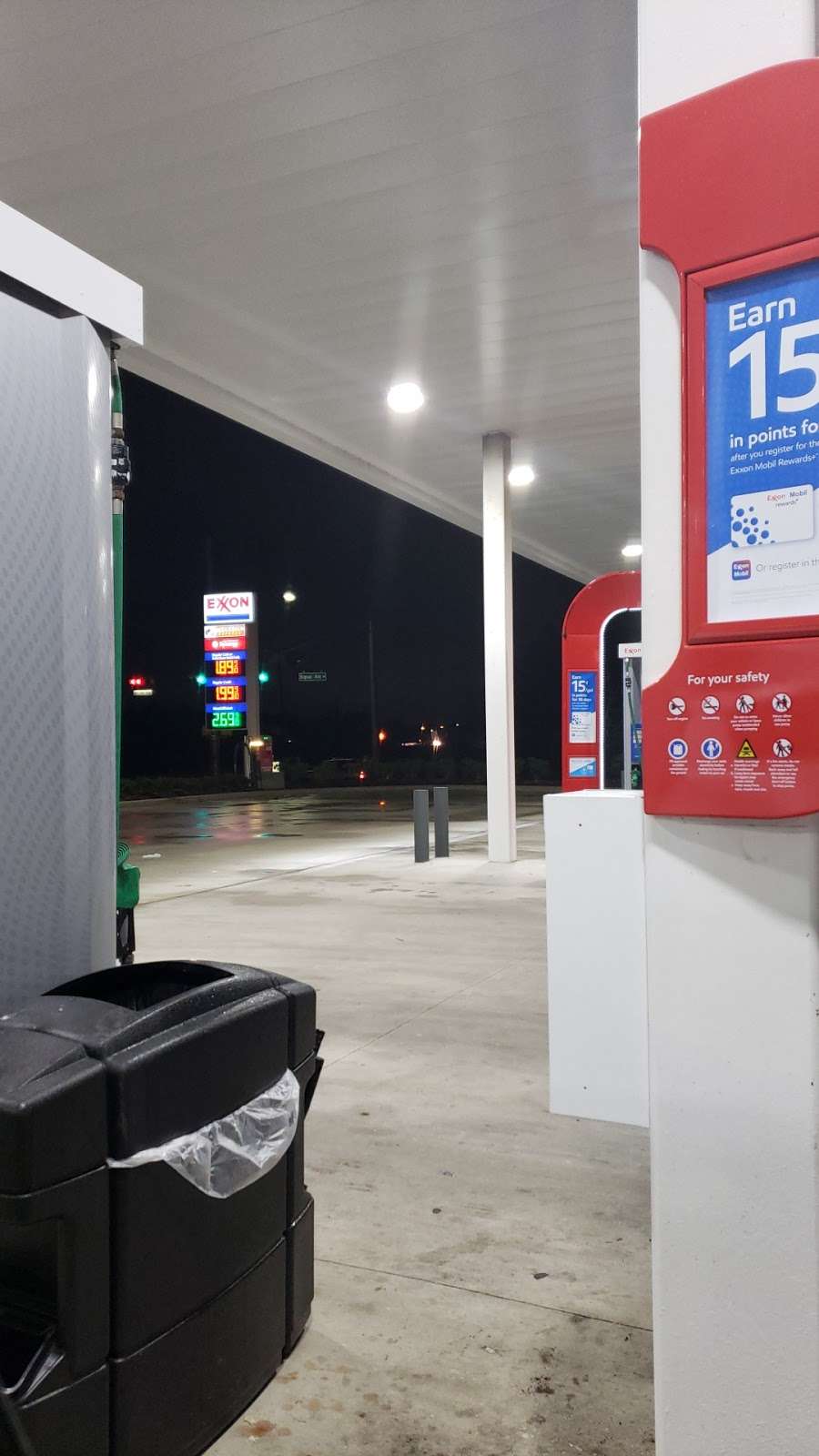 Exxon | 2811 El Dorado Blvd, Friendswood, TX 77546, USA | Phone: (281) 486-1885