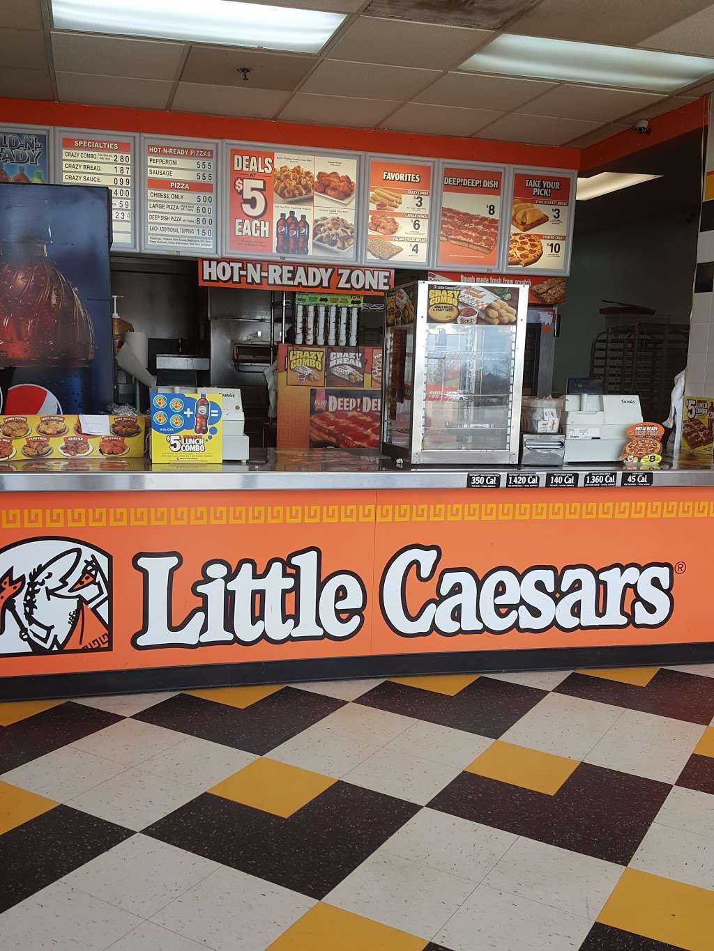 Little Caesars Pizza | 1211 S Division St, Harvard, IL 60033, USA | Phone: (815) 943-3900