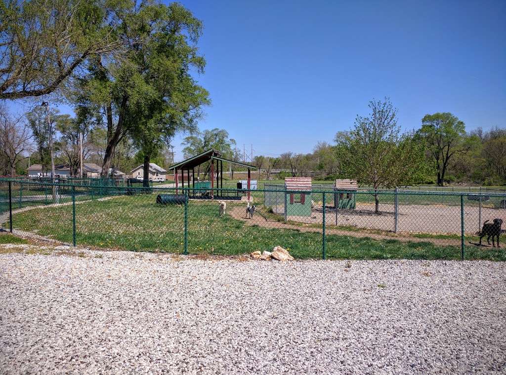 Red Bridge - Winding River Pet Village | 1101 E Blue Ridge Blvd, Kansas City, MO 64146 | Phone: (816) 942-6800