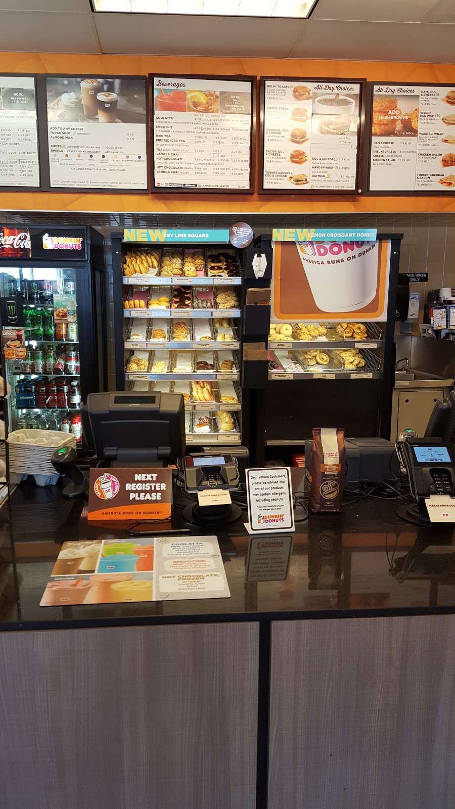 Dunkin | 1775 Main St, Brockton, MA 02301, USA | Phone: (508) 559-0435