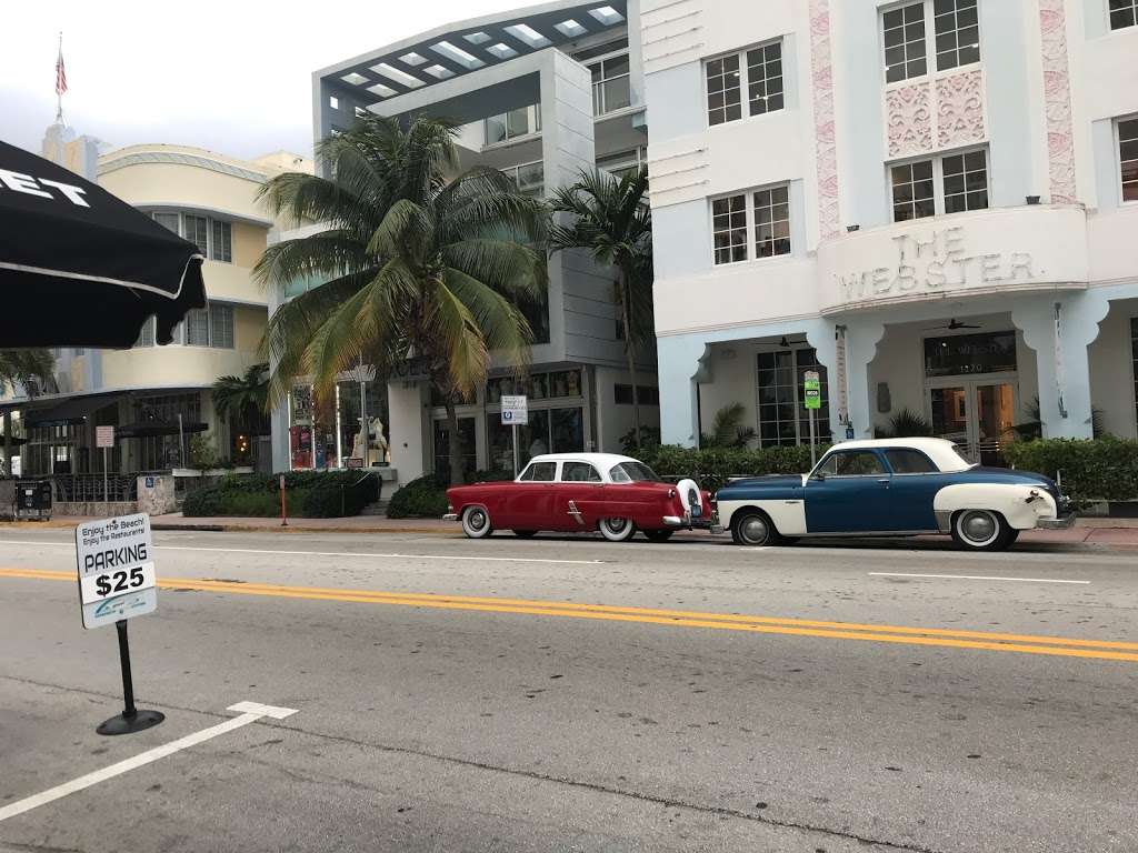 Ocean Drive | 465 Ocean Dr, Miami Beach, FL 33139, USA