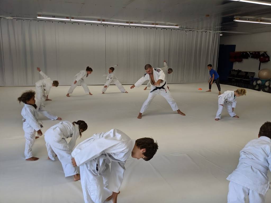 Southern Indiana Martial Arts | 2107 Corydon Pike, New Albany, IN 47150, USA | Phone: (812) 552-2551