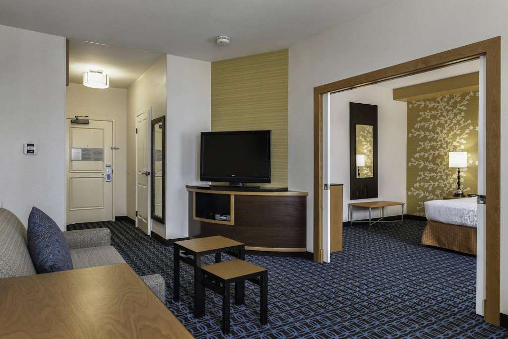 Fairfield Inn & Suites by Marriott Santa Rosa Sebastopol | 1101 Gravenstein Hwy S, Sebastopol, CA 95472, USA | Phone: (707) 829-6677