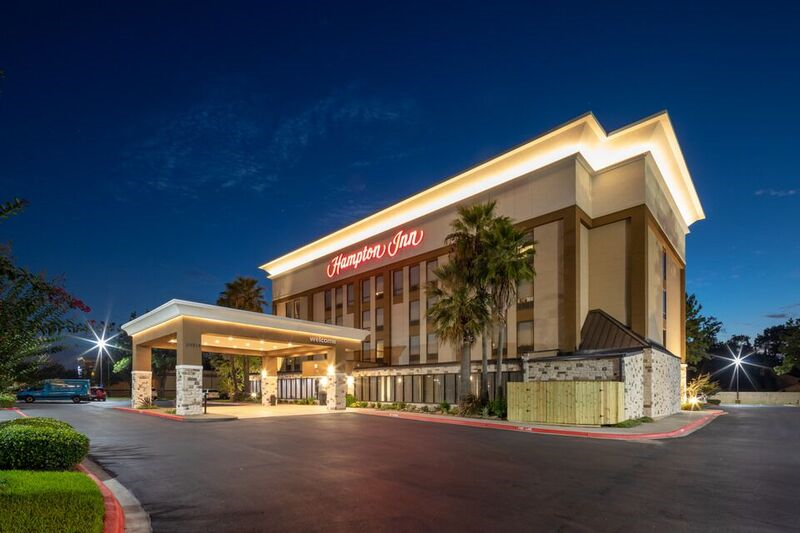 Hampton Inn Houston/Humble-Airport Area | 20515 Highway 59 North, Humble, TX 77338, USA | Phone: (281) 446-4800