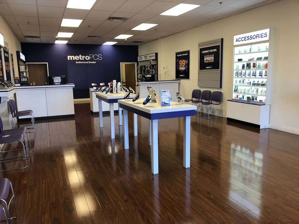 Metro by T-Mobile | 3131 W. Craig Rd Ste 120 N, North Las Vegas, NV 89032 | Phone: (702) 823-5510