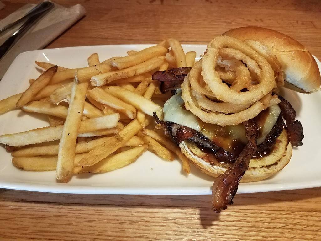 Applebees Grill + Bar | 465 US-46, Totowa, NJ 07512 | Phone: (973) 812-0011