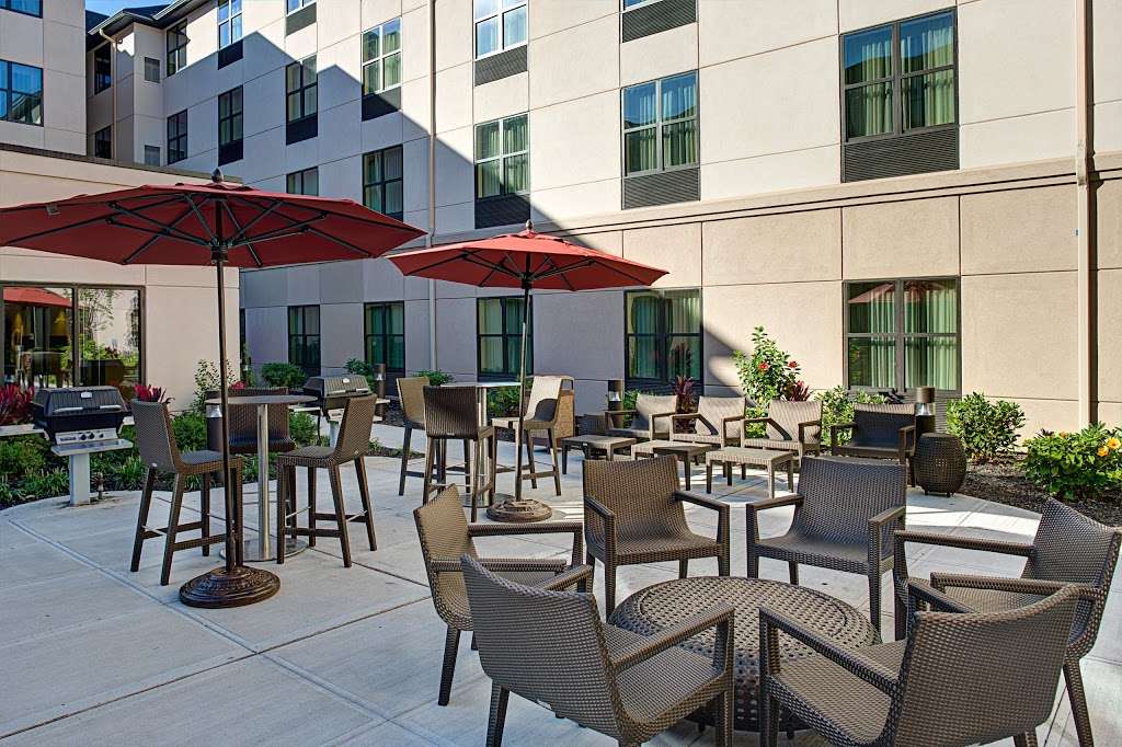 Homewood Suites by Hilton Carle Place - Garden City, NY | 40 Westbury Ave, Carle Place, NY 11514, USA | Phone: (516) 747-0230