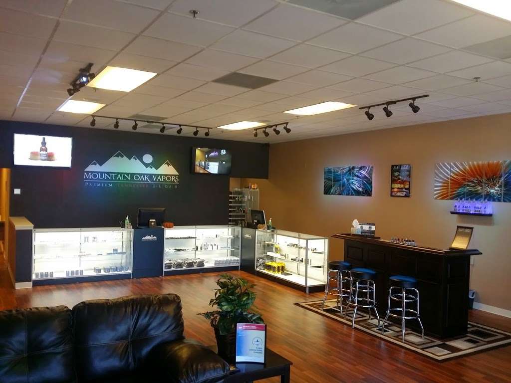 Mountain Oak Vapors of Oviedo | 1954 W State Rd 426 #1118, Oviedo, FL 32765, USA | Phone: (407) 542-0801