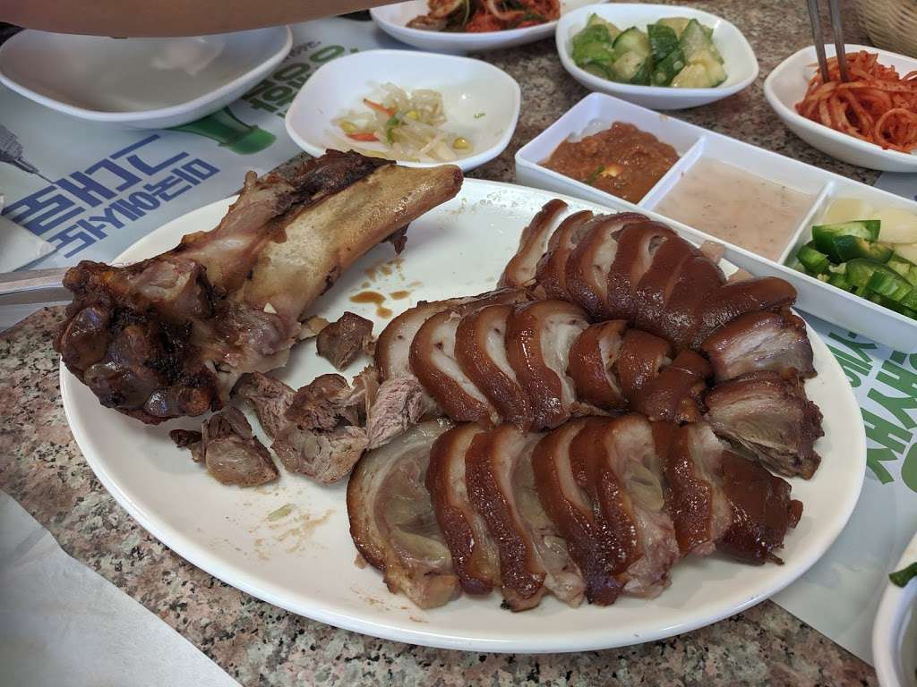 Si Gol Korean Restaurant | 16430 Norwalk Blvd, Cerritos, CA 90703 | Phone: (562) 926-5164