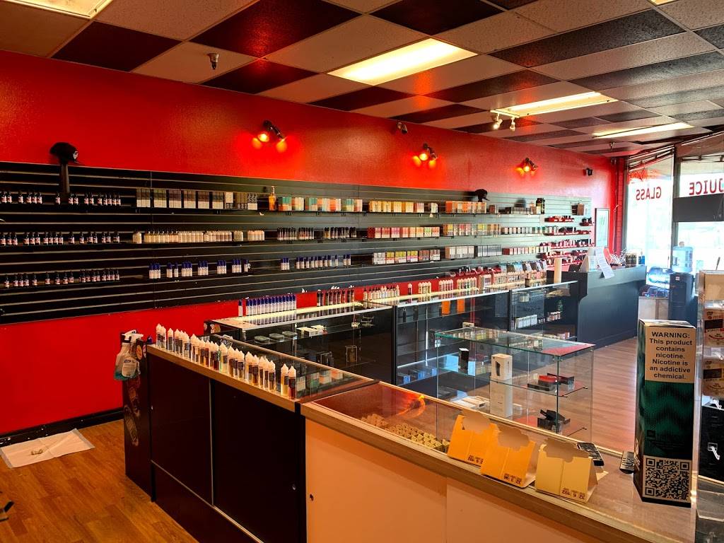 Luxury Vapors | 17022 SE McLoughlin Blvd, Milwaukie, OR 97267, USA | Phone: (503) 908-8180