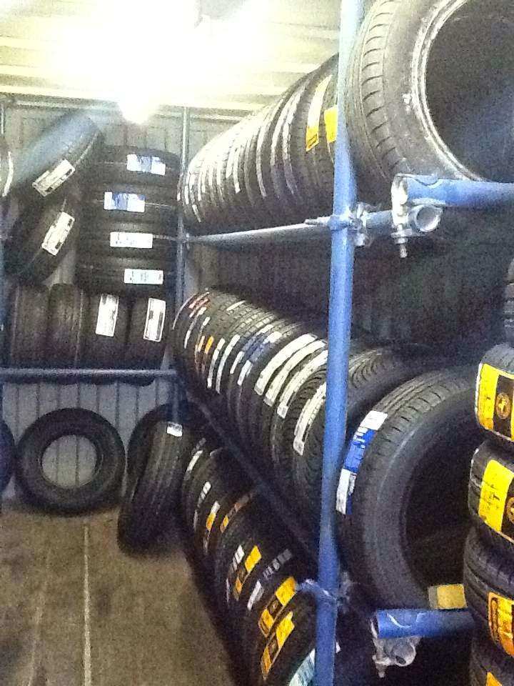 Kingswood Tyres | West View, Brighton Rd, Lower Kingswood KT20 6SU, UK | Phone: 01737 830999