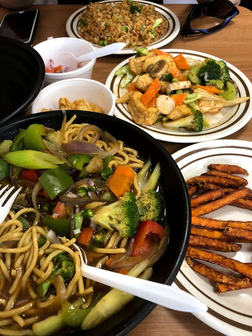 Wok & Roll | 938 Inman Ave, Edison, NJ 08820, USA | Phone: (908) 668-6868