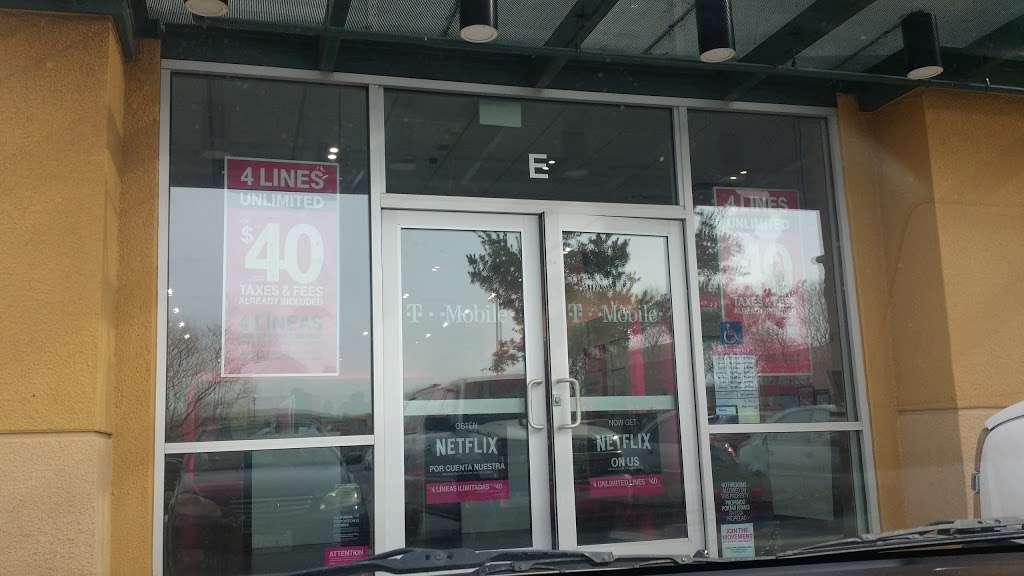 T-Mobile | 38107 47th St E Ste E, Palmdale, CA 93552, USA | Phone: (661) 285-5834