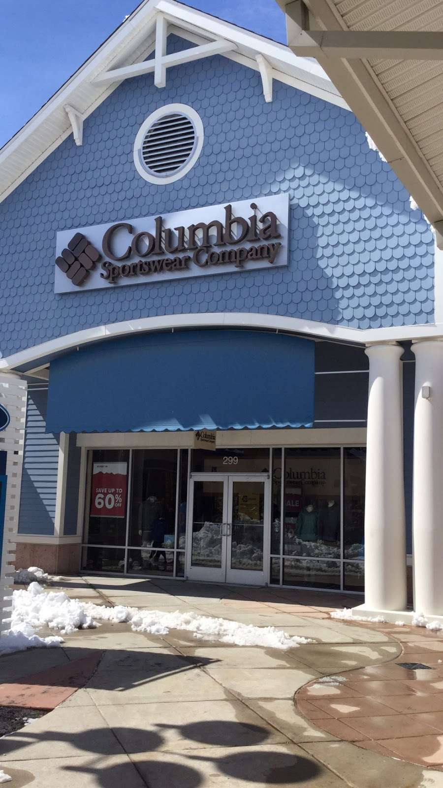 Columbia Factory Store | One Premium Outlet Blvd #299, Tinton Falls, NJ 07753 | Phone: (732) 493-2057
