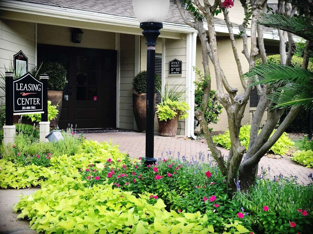 Landings at Willowbrook | 7250 W Greens Rd, Houston, TX 77064 | Phone: (281) 890-7661