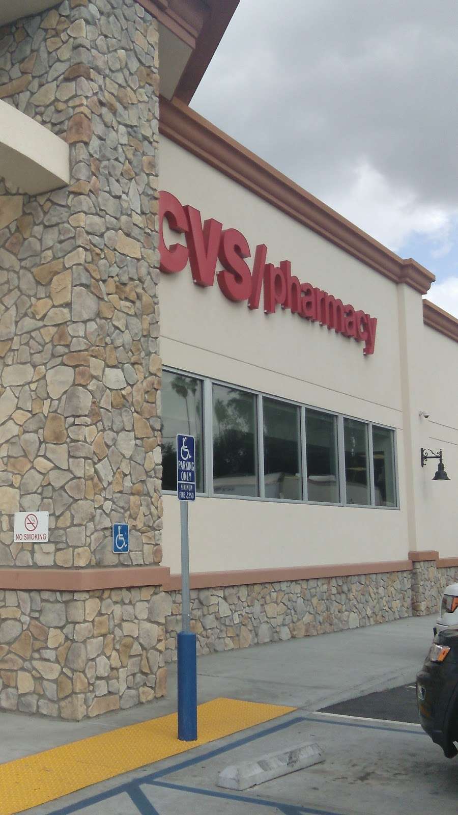 CVS | 6840 Lincoln Ave, Riverside, CA 92506 | Phone: (951) 369-9941