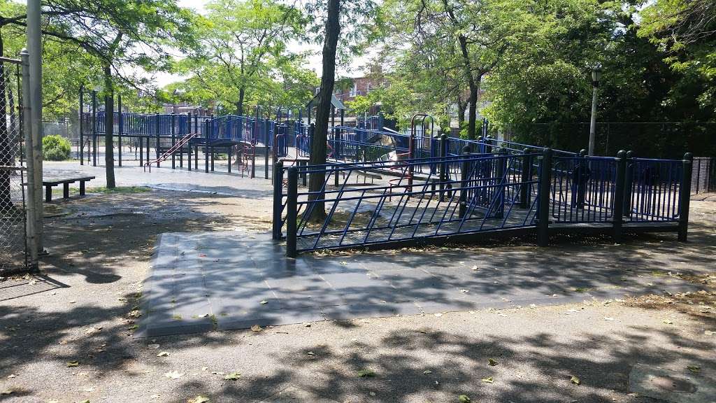 Bath Beach Park | Shore Pkwy. &, Bay 14th St, Brooklyn, NY 11214, USA | Phone: (212) 639-9675