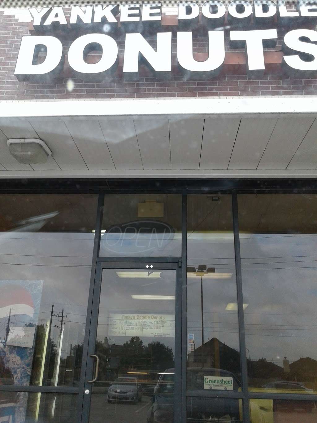 Yankee Doodle Donuts | 9803 Spring Cypress Rd # 400, Houston, TX 77070, USA | Phone: (281) 251-3112