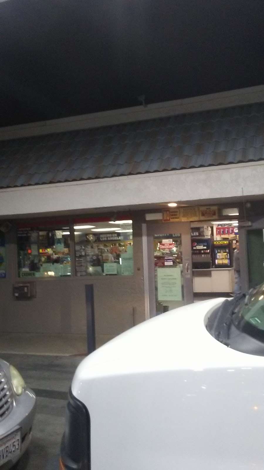 Four Points Liquor & Market | 5510 Pearblossom Hwy, Palmdale, CA 93552, USA | Phone: (661) 533-1366