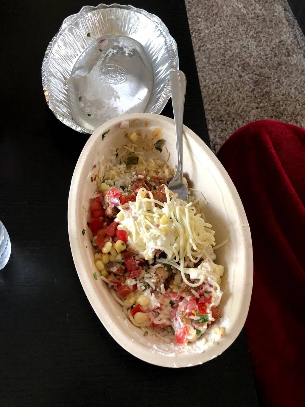 Chipotle Mexican Grill | 3725 Paxton Ave, Cincinnati, OH 45209, USA | Phone: (513) 631-3800