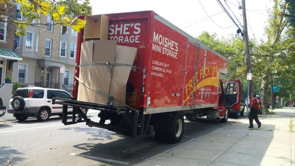 Moishes Moving and Storage | 227 Coles St, Jersey City, NJ 07310, USA | Phone: (800) 266-8387