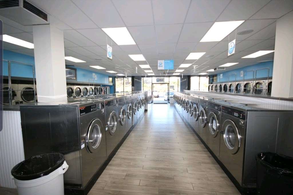 Spin Coin Laundry | 6915-3 Paradise Valley Rd, San Diego, CA 92139, USA | Phone: (619) 470-7443