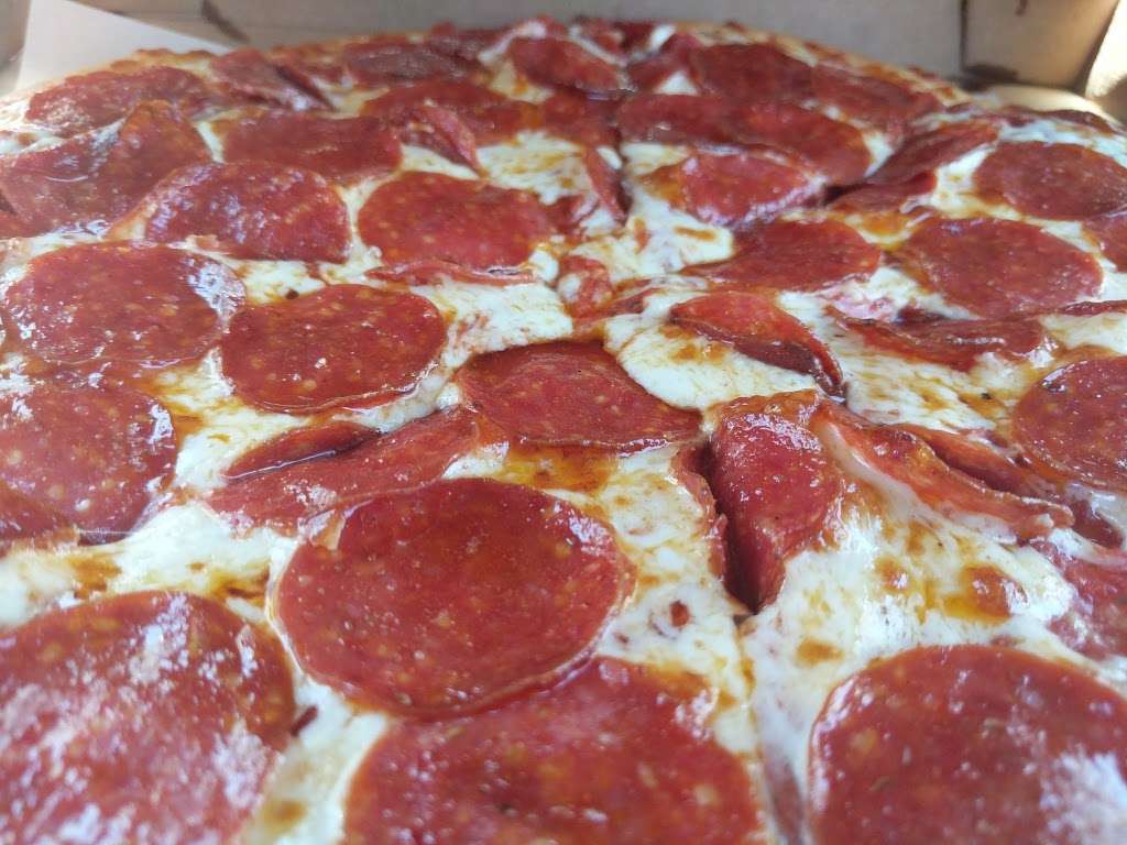 Little Caesars Pizza | 8916 Limonite Ave, Riverside, CA 92509 | Phone: (951) 685-5704