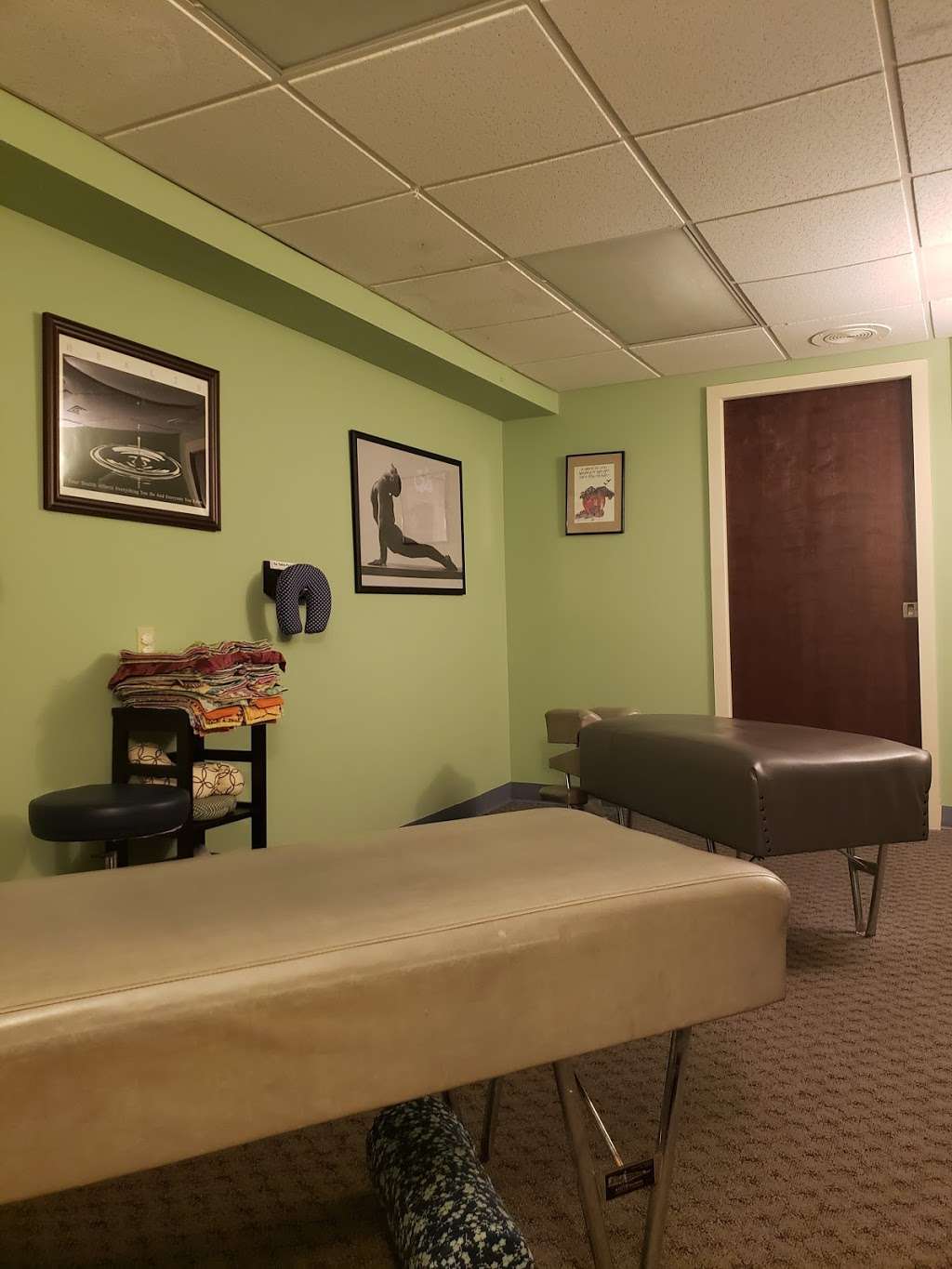 Community Chiropractic | 300 Main St, Groton, MA 01450, USA | Phone: (978) 448-9355