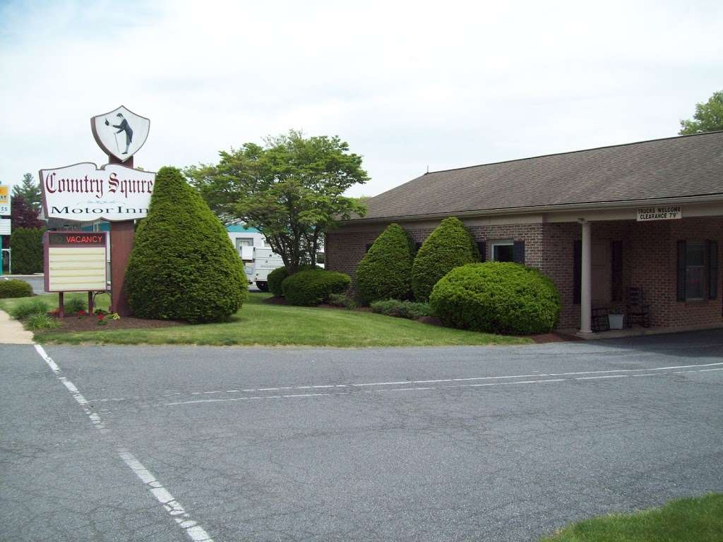 Country Squire Motor Inn | 504 E Main St, New Holland, PA 17557 | Phone: (717) 354-4166