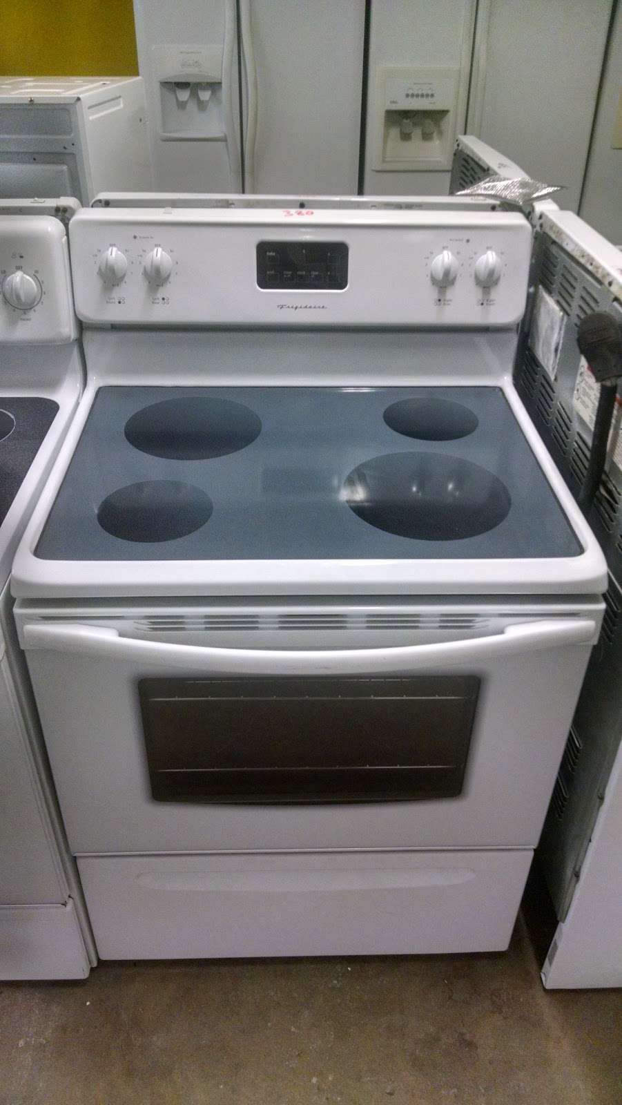 Price Buster Appliance | 8517 E Colonial Dr, Orlando, FL 32817 | Phone: (407) 704-7844