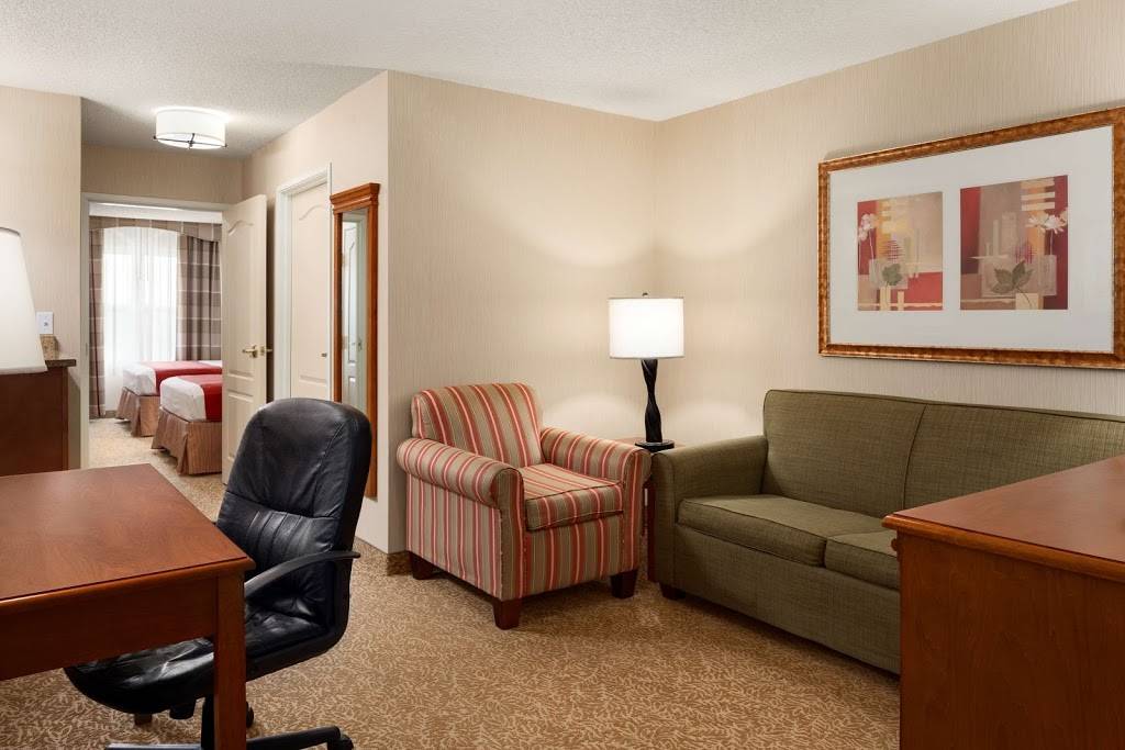 Country Inn & Suites by Radisson, Toledo South, OH | 9790 Clark Dr, Rossford, OH 43460, USA | Phone: (419) 872-9900