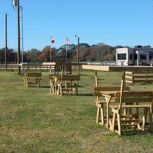 N&N RV Park | 303 County Rd 374, Sweeny, TX 77480, USA | Phone: (979) 292-4028