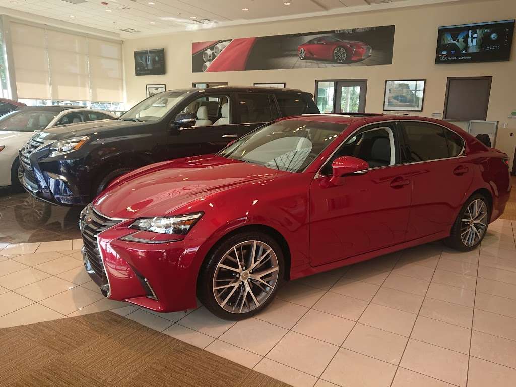 Hendrick Luxury Auto Mall at Northlake | 10720 Northlake Auto Plaza Blvd, Charlotte, NC 28269 | Phone: (866) 689-7871