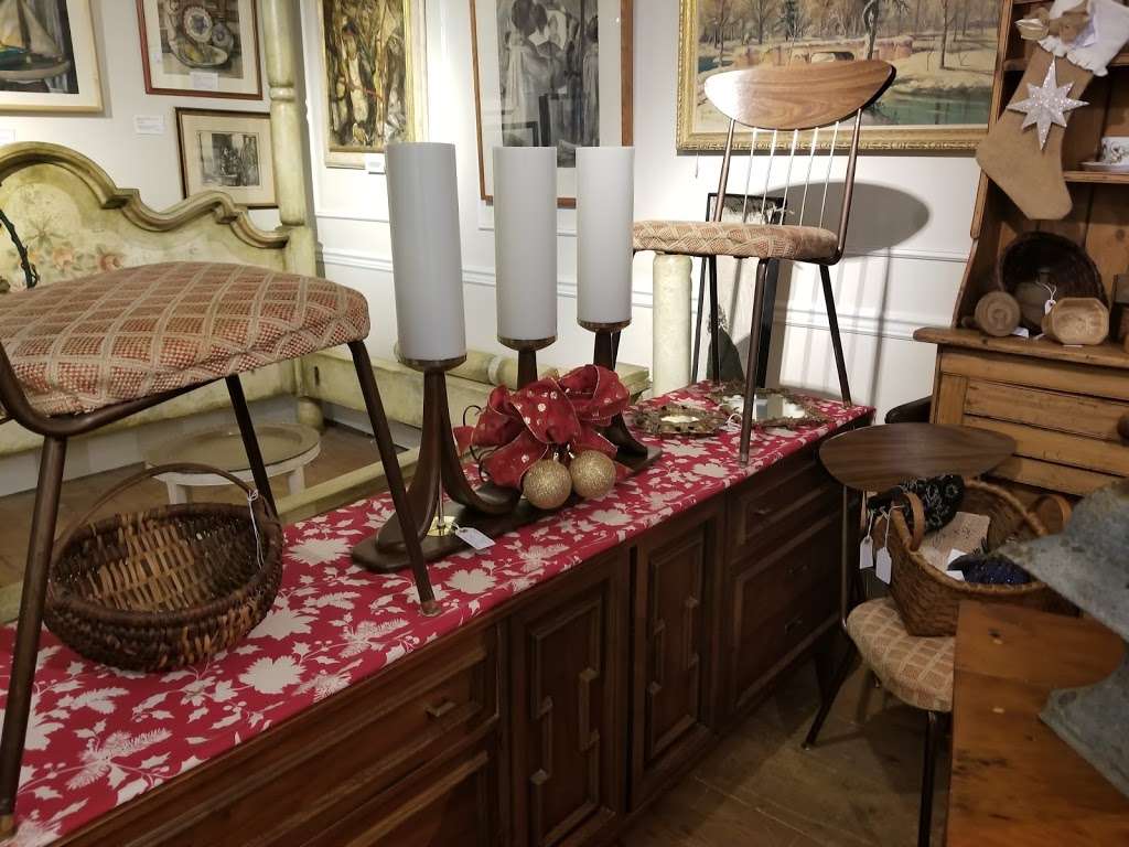 Stone House Antiques Center | 3292 Durham Rd, Mechanicsville, PA 18934, USA | Phone: (267) 544-0574