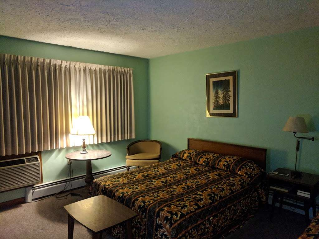 Downes Motel | 29195 Great Cove Rd, Fort Littleton, PA 17223, USA | Phone: (717) 987-3116