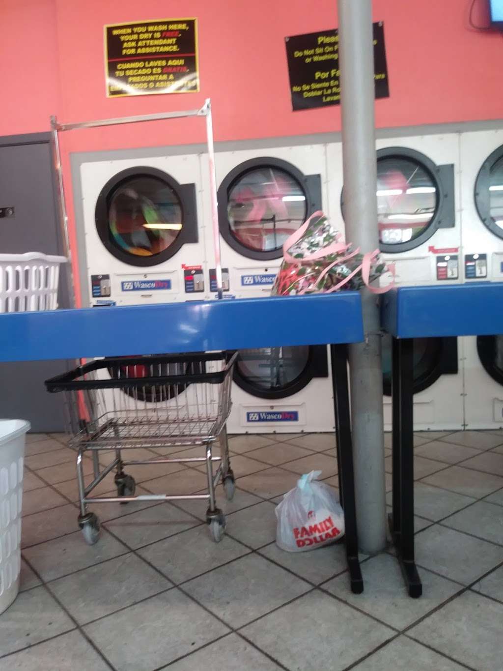 U Wash M Coin Laundromat | 2606 S Belt Line Rd, Grand Prairie, TX 75052, USA