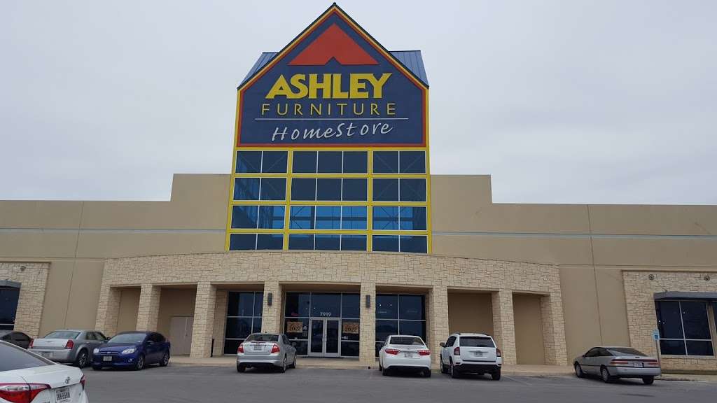 Ashley HomeStore | 7919 Pat Booker Rd, San Antonio, TX 78233, USA | Phone: (210) 637-5533