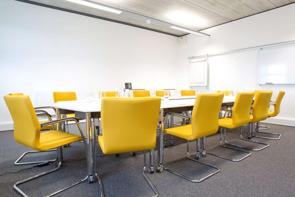 Basepoint Business Centre (Dartford) | Victoria Rd, Dartford DA1 5AJ, UK | Phone: 020 7193 1727