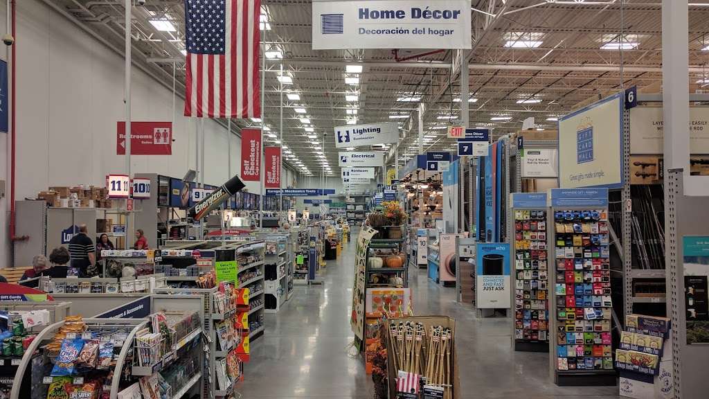 Lowes Home Improvement | 4811 N Oak Trafficway, Kansas City, MO 64118 | Phone: (816) 414-4220