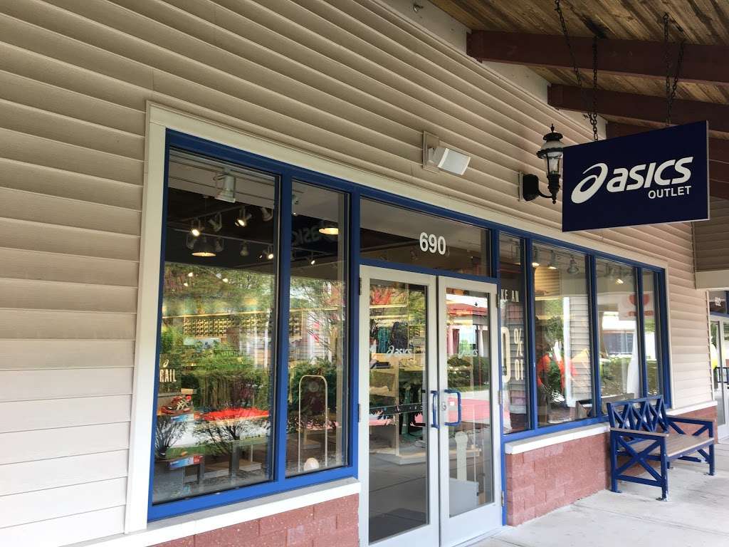 ASICS Outlet | 1 Outlet Blvd #690, Wrentham, MA 02093, USA | Phone: (508) 384-5124