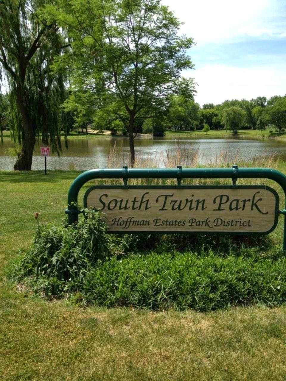 South Twin Park | 985 Hassell Rd, Hoffman Estates, IL 60169, USA | Phone: (847) 885-7500