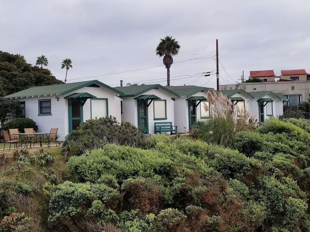 Surfside Cottages | Niagara Ave, San Diego, CA 92107, USA | Phone: (858) 564-0579