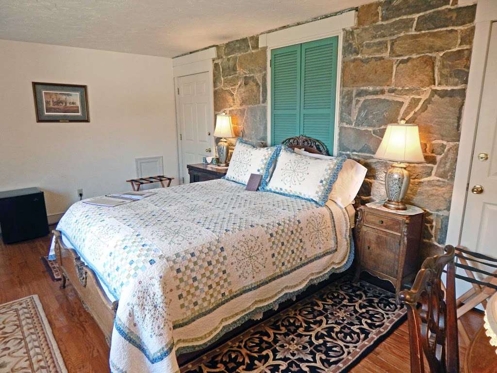 Battlefield Bed and Breakfast | 2264 Emmitsburg Rd, Gettysburg, PA 17325 | Phone: (717) 334-8804