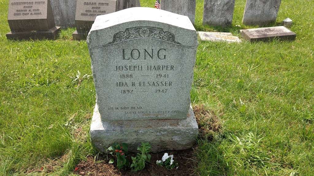 Leverington Cemetery | Philadelphia, PA 19128, USA