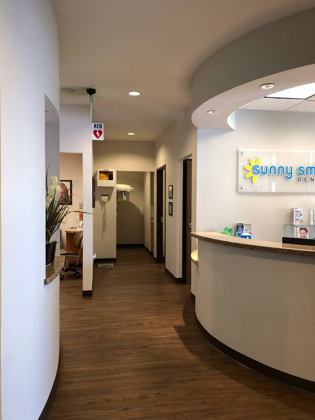 Sunny Smile Dental | 11888 Marsh Ln #105, Dallas, TX 75244, USA | Phone: (972) 481-8800