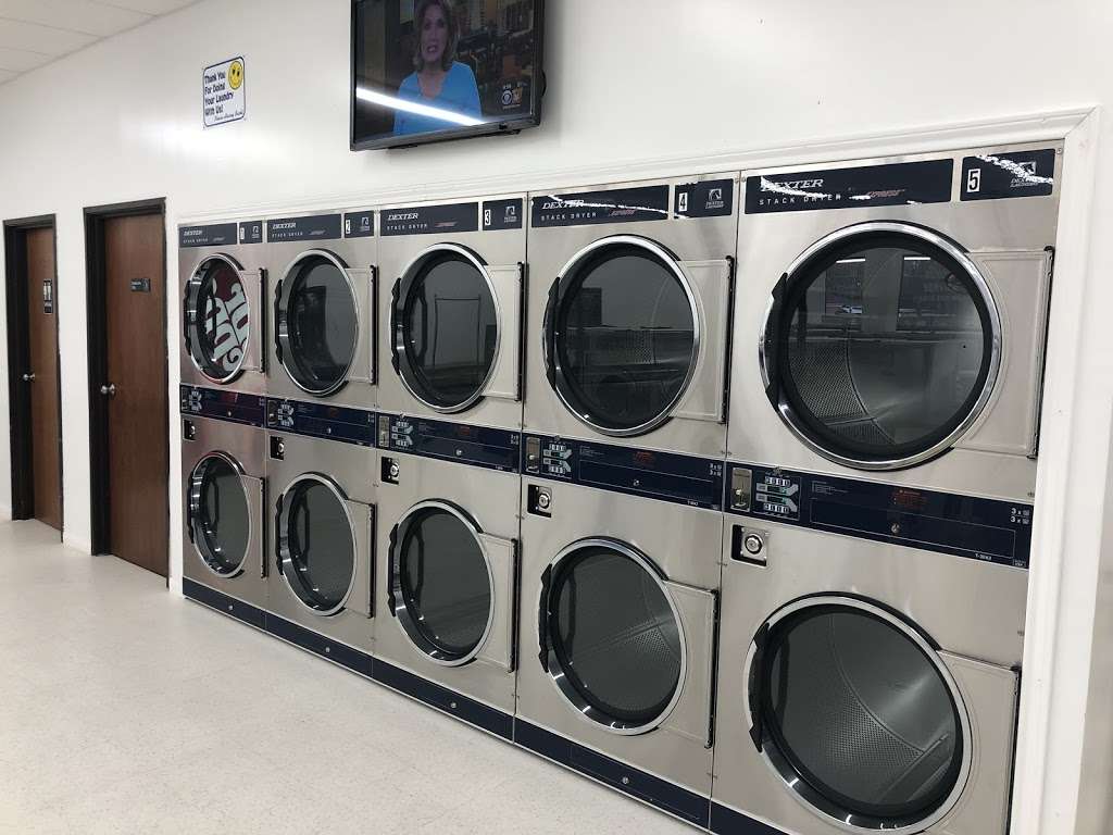 Dallas Wash&Dry Coin Laundry-Lavanderia | 1130 S Beltline Rd Suite: 200, Dallas, TX 75253, USA | Phone: (469) 677-0987