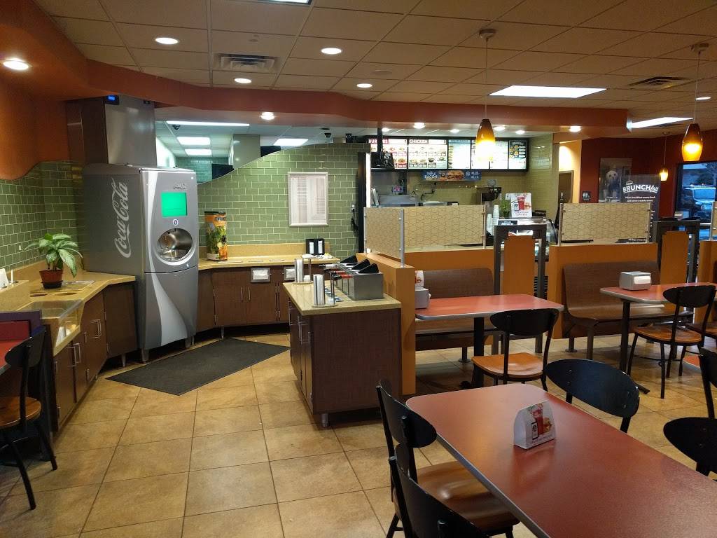 Jack in the Box | 947 Otay Lakes Rd, Chula Vista, CA 91913, USA | Phone: (619) 216-3070